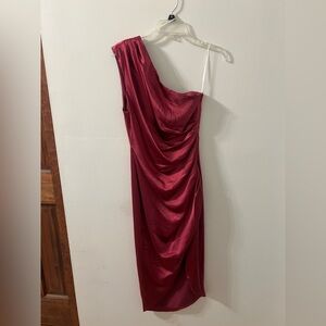 Elliatt Cassini Satin One Shoulder Dress - Berry
